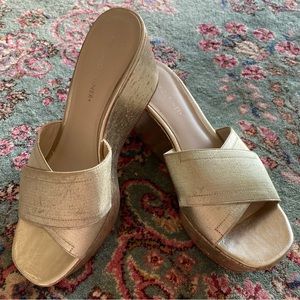 Donald J. Pliner Alicia Platino Metallic Wedge